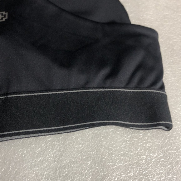 SWISS BRAND ACTIVEWEAR-size ~ medium - Picture 4 of 12